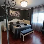 Caprichos Apartment